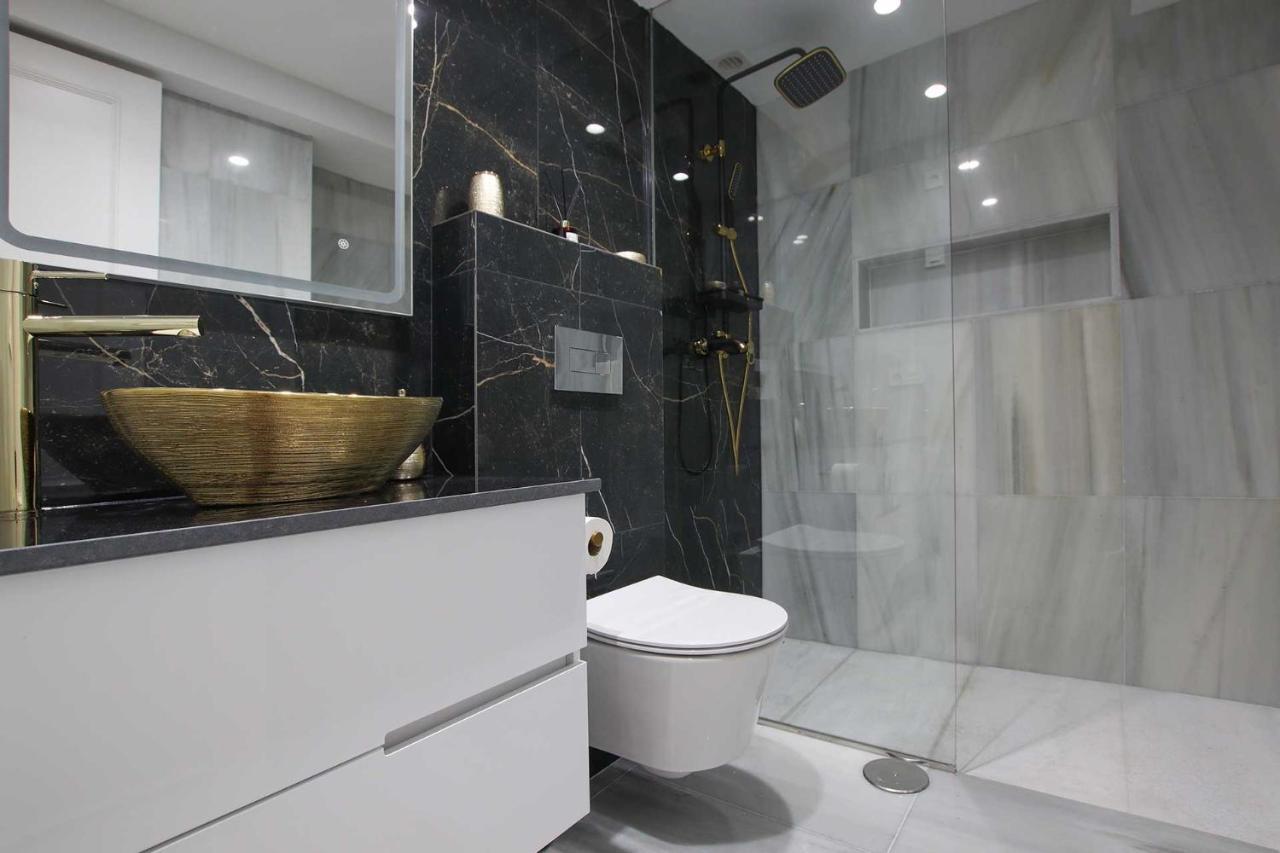 Apartamento 2 Hab. En Puerto Banus - N. Andalucia *